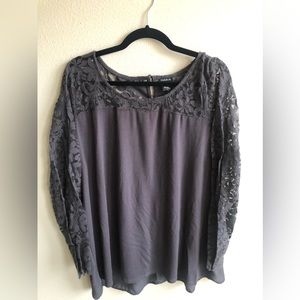 Torrid long sleeves lace and knit blouse